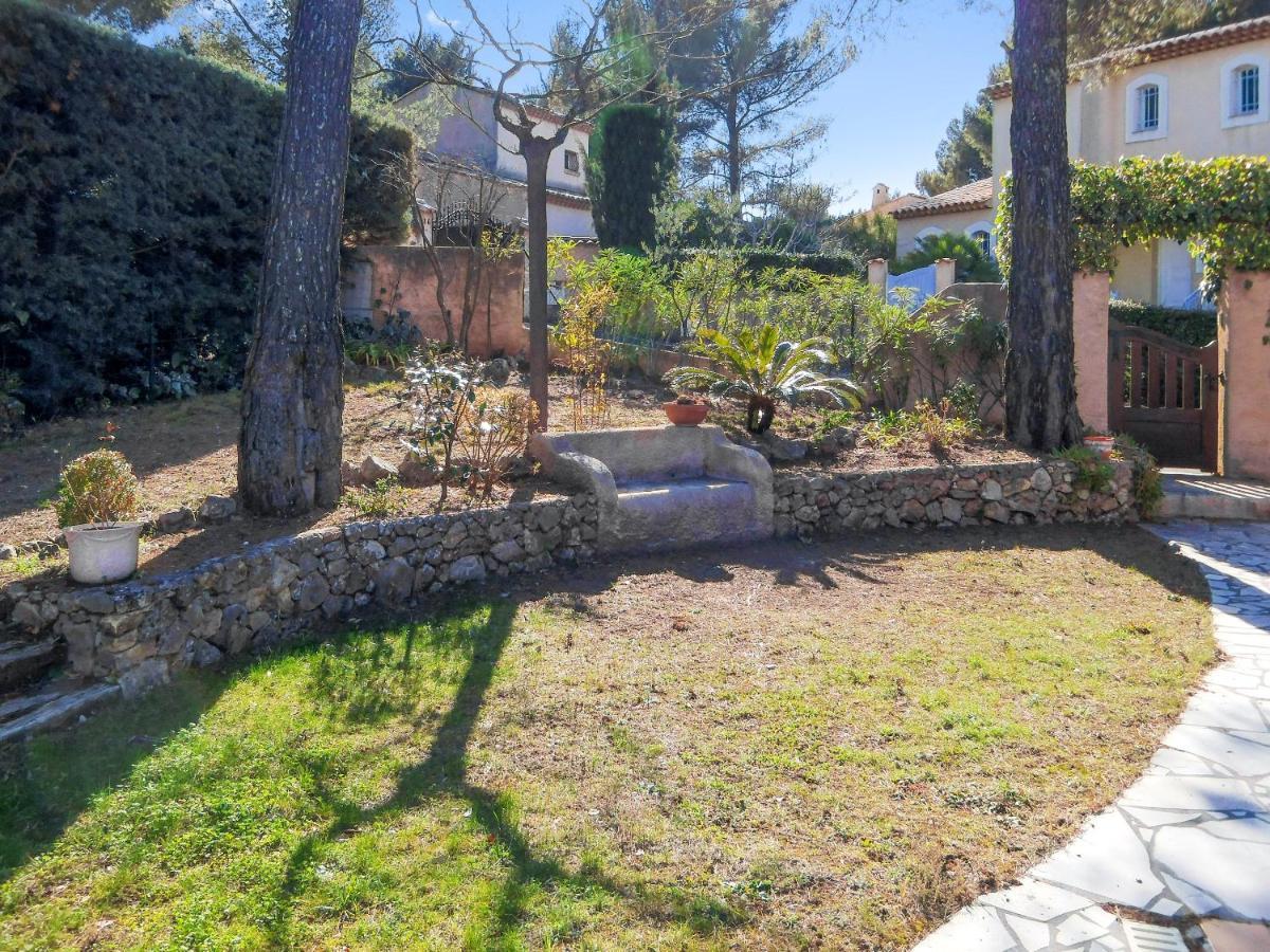 Villa Avec Piscine A Saint-Raphael Et Vue Sur La Montagne Εξωτερικό φωτογραφία